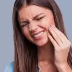 Bọc Răng Sứ Bị Đau: Nguyên Nhân, Cách Xử Lý Và Cẩm Nang Sở Hữu Nụ Cười Hoàn Hảo